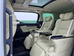 Toyota Vellfire 2020 Dual Motor 2.5L HV Premium Edition - ფოტო 8