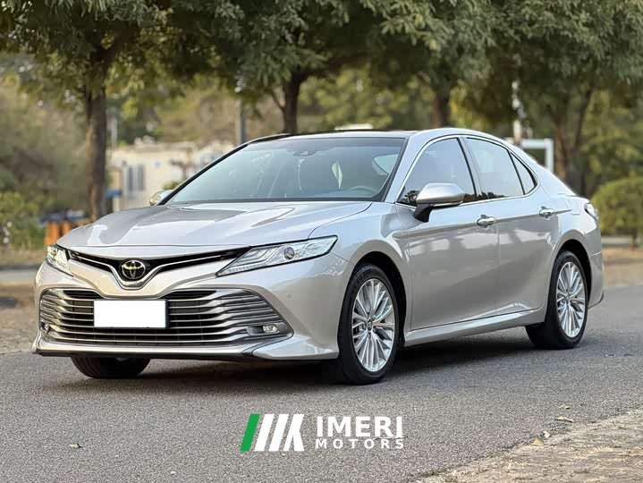 Toyota Camry 2.5G Luxury - ავტომობილი ჩინეთიდან
