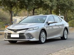 Toyota Camry 2.5G Luxury - ფოტო 1