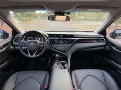 Toyota Camry 2.5G Luxury - ფოტო 13