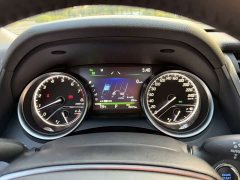 Toyota Camry 2.5G Luxury - ფოტო 14