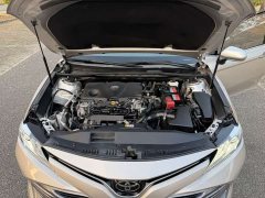 Toyota Camry 2.5G Luxury - ფოტო 18