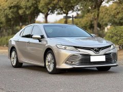 Toyota Camry 2.5G Luxury - ფოტო 3