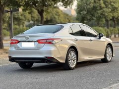 Toyota Camry 2.5G Luxury - ფოტო 4