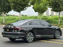 Volkswagen Passat 330TSI Starry Sky Luxury Edition - ფოტო 9
