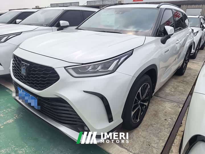 Toyota Crown Venza 2.5L HEV AWD Premium - ავტომობილი ჩინეთიდან