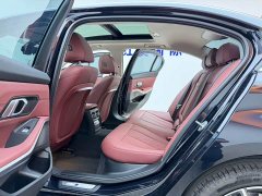 BMW 3 Series 320Li M Sport Package - ფოტო 12