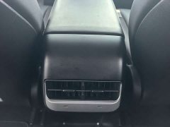 Tesla Model Y Rear-Wheel Drive - ფოტო 11