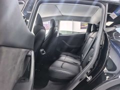 Tesla Model Y Rear-Wheel Drive - ფოტო 13