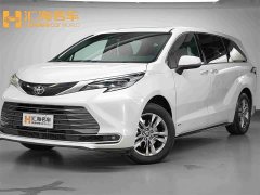 Toyota Sienna 2024 2.5L Hybrid AWD Premium - ფოტო 1