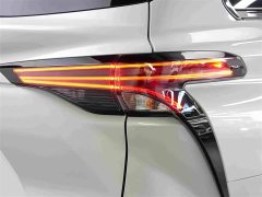 Toyota Sienna 2024 2.5L Hybrid AWD Premium - ფოტო 13