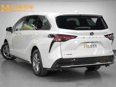 Toyota Sienna 2024 2.5L Hybrid AWD Premium - ფოტო 4