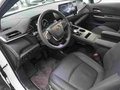 Toyota Sienna 2024 2.5L Hybrid AWD Premium - ფოტო 8