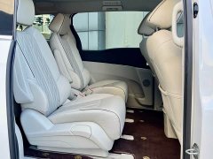 Buick GL8 Land Executive Cabin 652T Luxury - ფოტო 9