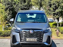 Buick GL8 Land Business Class Comfort Edition - ფოტო 2