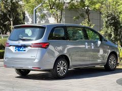 Buick GL8 Land Business Class Comfort Edition - ფოტო 5