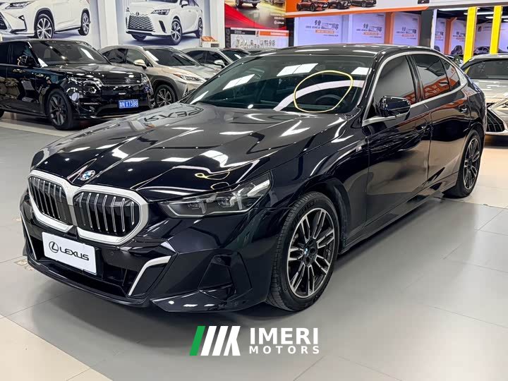 BMW 5 Series 530Li Premier M Sport Package - ავტომობილი ჩინეთიდან