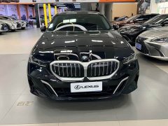 BMW 5 Series 530Li Premier M Sport Package - ფოტო 2