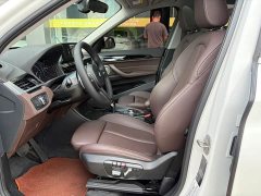BMW X1 sDrive20Li Fashion Edition - ფოტო 6