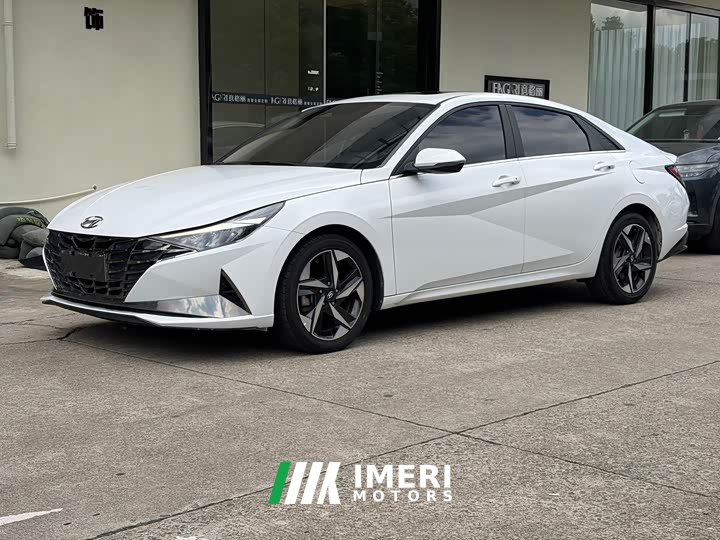 Hyundai Elantra 2022 1.5L CVT Luxury - ავტომობილი ჩინეთიდან