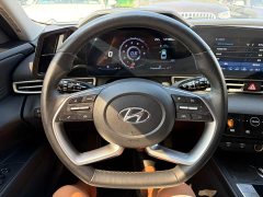Hyundai Elantra 2022 1.5L CVT Luxury - ფოტო 14
