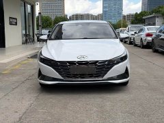 Hyundai Elantra 2022 1.5L CVT Luxury - ფოტო 2