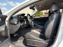 Hyundai Elantra 2022 1.5L CVT Luxury - ფოტო 6