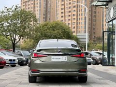 Lexus ES 2022 300h Premium Edition - ფოტო 5