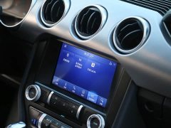 Ford Mustang 2020 2.3L EcoBoost Black Obsidian Special Edition - ფოტო 15
