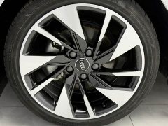 Audi A3 Facelift A3L Limousine 35 TFSI Fashion Sport - ფოტო 20