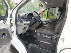 New Journey New Tourers V70 2.0T Elite Automatic Short Wheelbase Low Roof 5/6 Seater - ფოტო 13