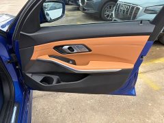 BMW 3 Series 320Li M Sport Package - ფოტო 19