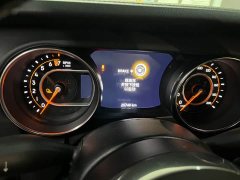 Jeep Gladiator 2022 3.6L Pioneer Edition - ფოტო 14