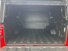 Jeep Gladiator 2022 3.6L Pioneer Edition - ფოტო 15