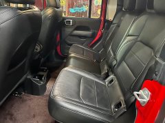 Jeep Gladiator 2022 3.6L Pioneer Edition - ფოტო 9