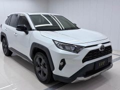 Toyota RAV4 2021 2.0L CVT AWD Fashion Plus Edition - ფოტო 3