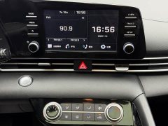 Hyundai Elantra 2022 1.5L CVT GLX Elite - ფოტო 13