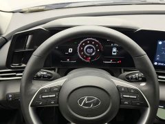 Hyundai Elantra 1.5L CVT Luxury - ფოტო 17