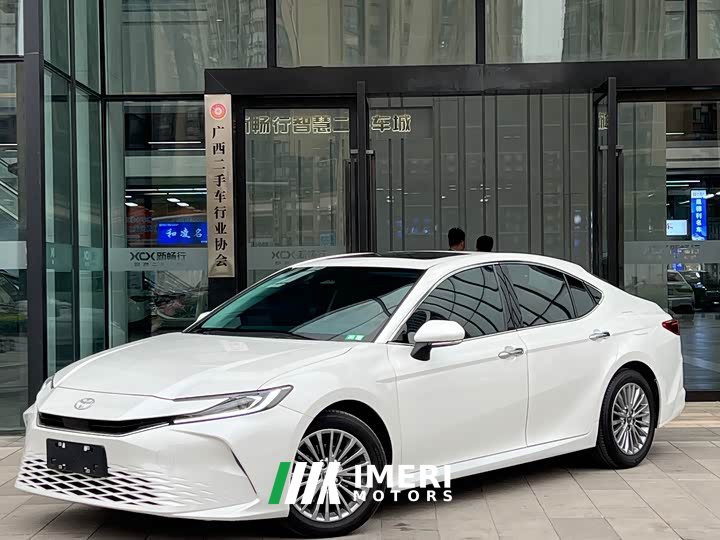 Toyota Camry 2024 2.0L GVP Luxury - ავტომობილი ჩინეთიდან