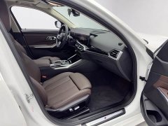 BMW 3 Series 320i M Sport Package - ფოტო 17