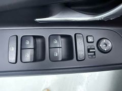 Hyundai Elantra 1.5L CVT Luxury - ფოტო 10