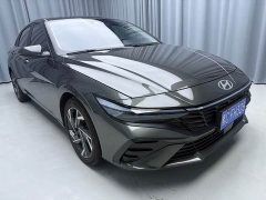 Hyundai Elantra 1.5L CVT Luxury - ფოტო 3