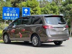 Buick GL8 Land Executive Cabin 652T Luxury - ფოტო 5
