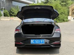 Hyundai Elantra 2022 1.5L CVT Luxury - ფოტო 17