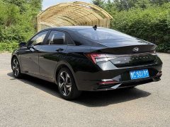 Hyundai Elantra 2022 1.5L CVT Luxury - ფოტო 20