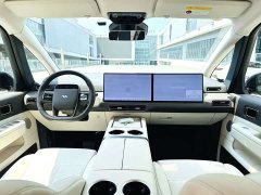 Li Auto Li Xiang MEGA Ultra - ფოტო 6