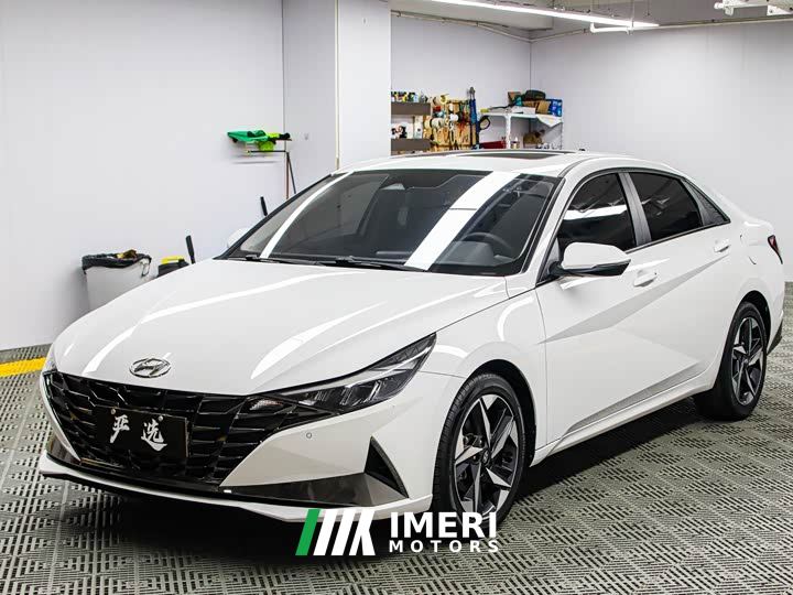 Hyundai Elantra 1.5L CVT Luxury