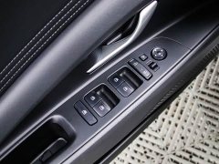 Hyundai Elantra 1.5L CVT Luxury - ფოტო 6