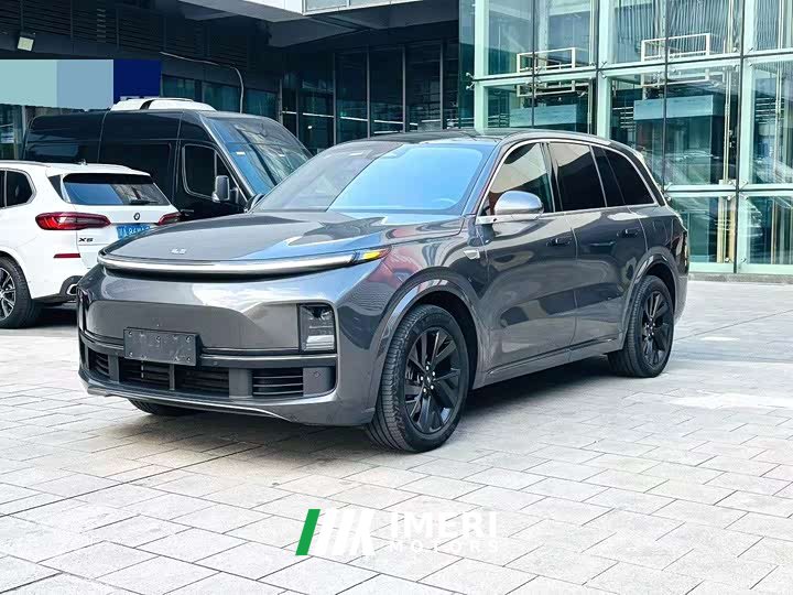 Li Auto L8 Pro - ავტომობილი ჩინეთიდან