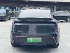 Tesla Model Y Rear-Wheel Drive - ფოტო 7